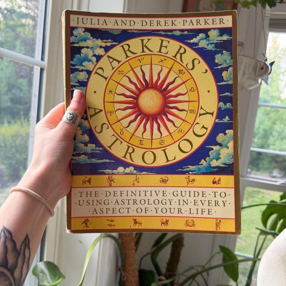 Vintage Parker's Astrology Paperback Book